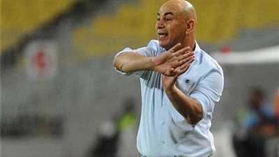 مكالمة حسام حسن تقرب نجم الأهلي من سموحة