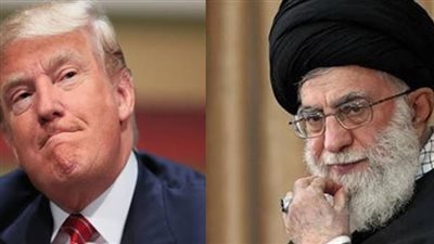 أستاذ سياسة: طائرة 