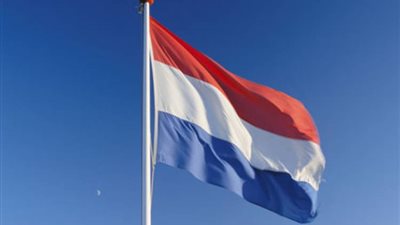 هولندا تحذر رعاياها من السفر إلى إيران