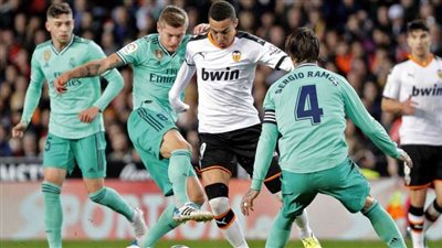 فالنسيا ضد الريال.. الملكي يخطف السوبر الإسباني بضربة ثلاثية (فيديو)