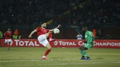 الأهلي يلجأ إلى الشرطة للهروب من فخ بلاتينيوم