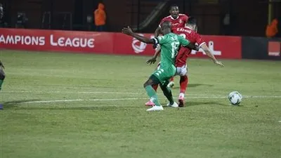 الشوط الأول.. الأهلي يتأخر ضد بلاتينيوم بأداء مخيب للآمال