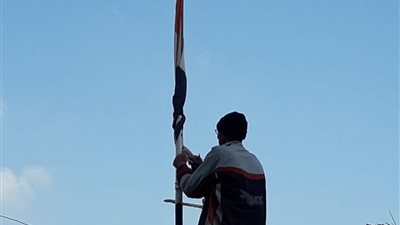 محافظ الدقهلية يوجه بتنكيس الأعلام حدادًا على وفاة السلطان قابوس سلطان عمان