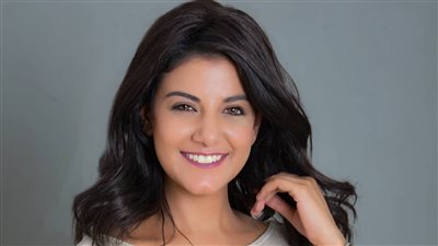 محمد مدين عن ياسمين علي: 