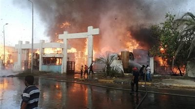 حريق يندلع بمصنع زجاج في الجيزة