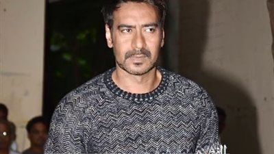 أجاي ديفجان يخرج عن صمته بعد الهجوم على طلاب 