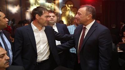 بعد أن لفت أنظار برشلونة.. 24 ساعة تفصل الخطيب عن صفقة من العيار الثقيل