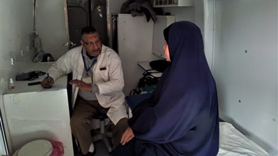 الكشف الطبي على ألفان بقافلة طبية مجانية بالفيوم 