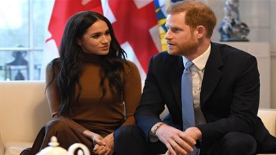 تقرير: ميجان أجبرت هاري على الاستقالة الملكية.. والأمير 