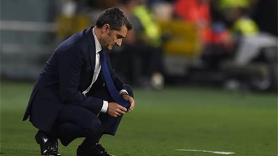 بالأرقام.. ماذا قدم إرنستو فالفيردى مع برشلونة