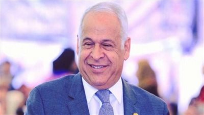 فرج عامر يعلن إقتراب توقيع مهاجم الأهلي مع سموحة (فيديو)