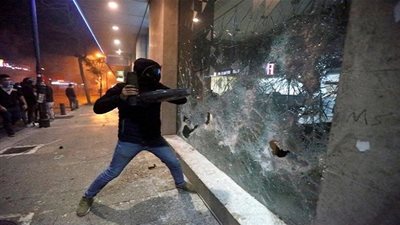 مسؤول بالأمم المتحدة يلوم السياسيين على 