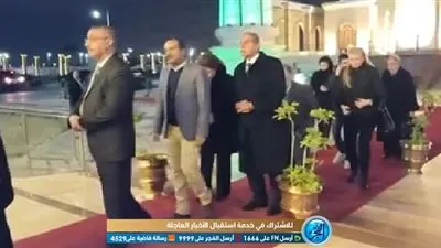 بدء عزاء نجل مايا مرسي بمسجد المشير طنطاوي (فيديو)