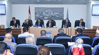 محافظ الإسكندرية يُعلن إعادة تخصيص شواطئ بالمجان للمواطنين