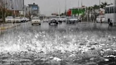 أمطار غزيرة تجتاح المحافظات.. الأرصاد تحذر من طقس 