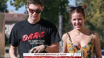 التفاصيل الكاملة عن علاقة هالزي وحبيبها إيفان بيترز