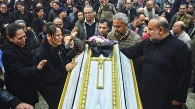 مطرانية المنيا تودع جثمان أول شهيدة في حادث الأطباء