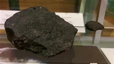 اكتشاف أقدم مادة على الأرض يبلغ عمرها 7.5 مليار سنة