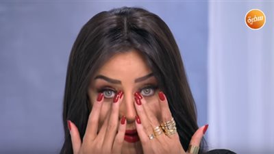 شاهد.. رضوى الشربيني تبكي على الهواء