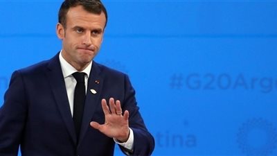 ماكرون: ما يقلقني بشدة إرسال مرتزقة موالين لتركيا إلى ليبيا