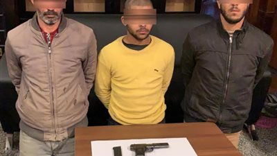 ضبط عاطلين وخفير لسرقتهما شقة موظف بالمعاش في مدينة بدر 