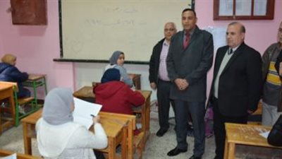 بدء امتحان الفيزياء 