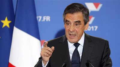 مرشح سابق لرئاسة فرنسا يتهم قراصنة أتراك باختراق حساباته