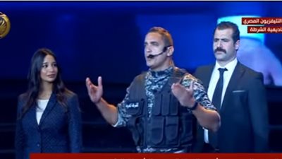 شاهد.. كرارة مجسدا شخصية طاحون: 'اطمن ياريس حق الشهيد هيرجع'