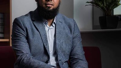 تجديد حبس المحامي محمد الباقر 15 يوماً 