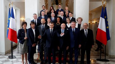 الحكومة الفرنسية تقر مشروع قانون إصلاح نظام التقاعد رسميا