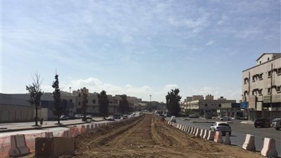 محافظ خميس يوجه بتنفيذ عدد من مشاريع البلدية