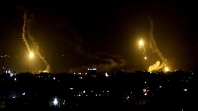 عاجل.. سقوط 3 صواريخ داخل السفارة الأمريكية في بغداد