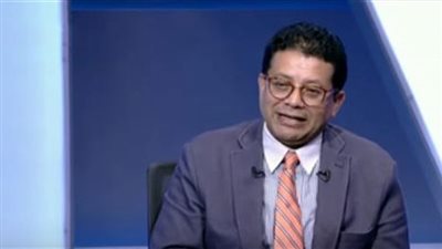 أستاذ علاقات دولية: ترامب يسعى لزيادة شعبيته من خلال خطة السلام