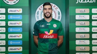 أزارو في رسالة إلى رينارد: اختياري للأهلي جاء بسبب الدفاع المغربي