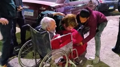 فريق أطفال وكبار بلامأوى يُنقذ مسنًا بالقاهرة