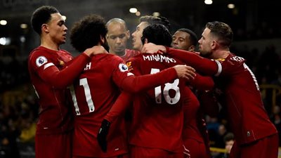 بالأرقام.. ماذا يحتاج ليفربول للتتويج رسميًا بلقب الدوري الإنجليزي؟