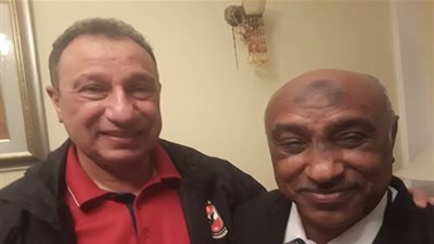 الخطيب يزور أسطورة المنتخب السوداني بأم درمان