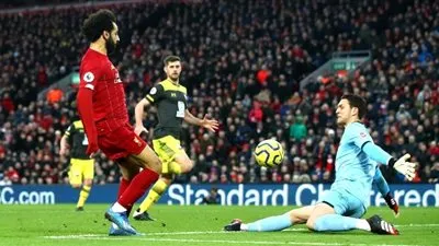 صلاح ينافس فاردي على لقب هداف البريميرليج .. الفرعون المصري عينه على الجائزة للمرة الثالثة