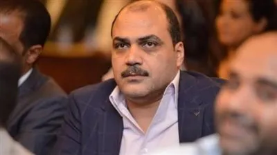 محمد الباز: الدولة خصصت فندقا في مطروح لإقامة العائدين من الصين