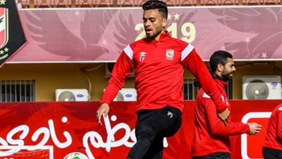 صلاح محسن يوجه رسالة نارية لنجم الزمالك