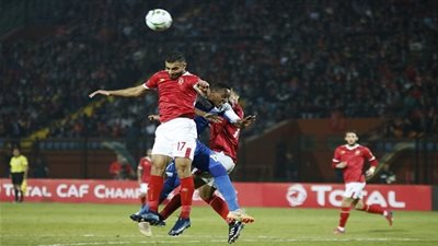 عاجل.. الكاف يفتح التحقيق في أزمة مباراة الأهلي والهلال