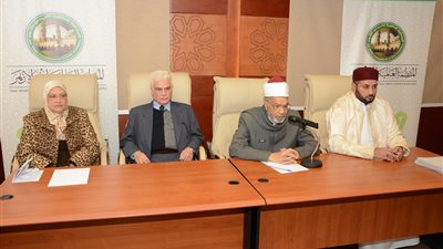 ختام الدورة التأهيلية التاسعة لأئمة وواعظات ليبيا بالأزهر