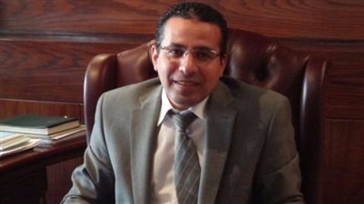 خبير مالي يعرض أسباب تراجع مؤشرات البورصة المصرية اليوم 