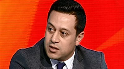 خاص .. هشام حنفي يكشف سبب تصفيق صالح سليم له.. وبكائه في أول ظهور