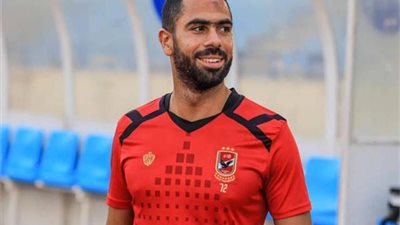 9 ملايين جنيه تحسم بقاء أحمد فتحي في الأهلي
