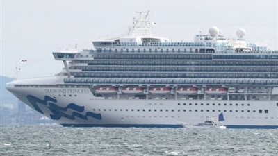 فيروس كورونا.. سفينة سياحية تدخل الحجر الصحي في اليابان