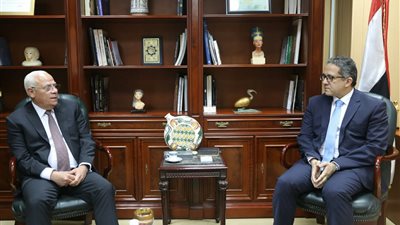 العناني والغضبان يبحثان خطة تنشيط السياحة فى بورسعيد