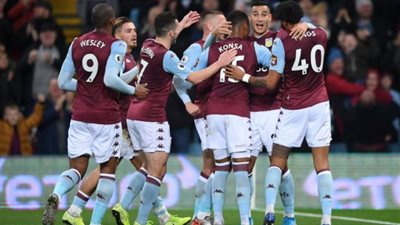 نجم آستون فيلا مطلوب في إسبانيا