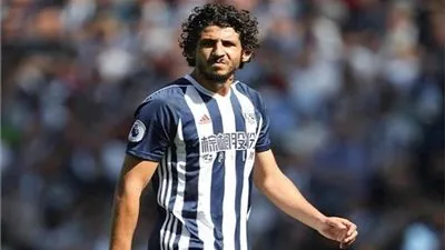 حجازي يقترب من العودة إلى صفوف الأهلي في الانتقالات الصيفية