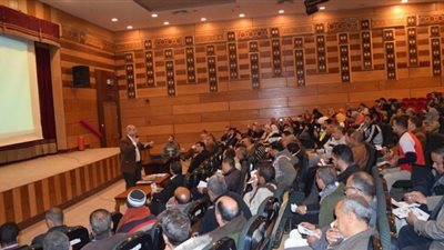 تدريب 1831 أخصائي بالتعليم حول الوقاية من فيروس كورونا بالمنيا